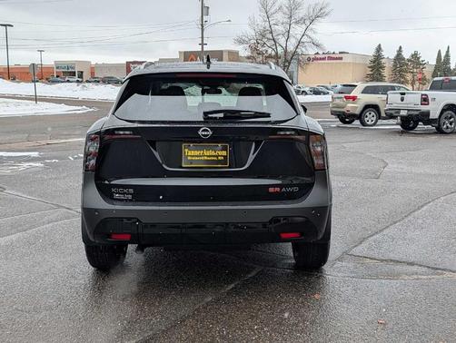 Super Black 2026 Nissan Kicks SR