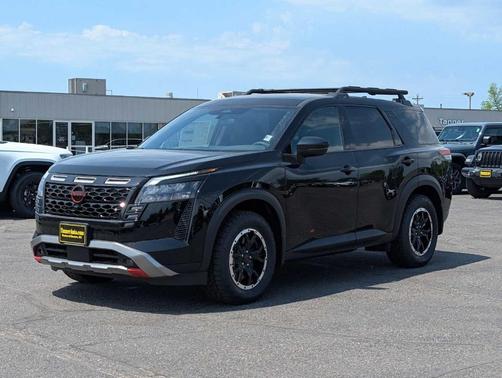 Black 2026 Nissan Pathfinder Rock Creek