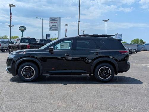 Black 2026 Nissan Pathfinder Rock Creek