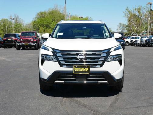 2025 Nissan Rogue Platinum