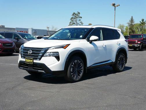 2025 Nissan Rogue Platinum