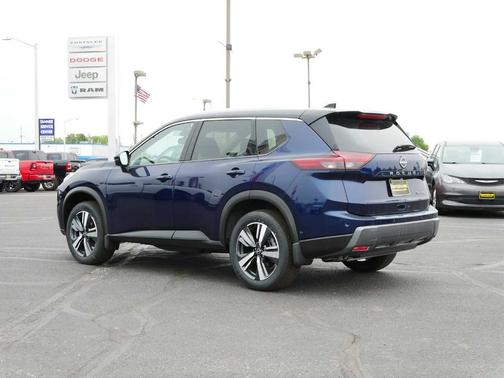 2025 Nissan Rogue SL