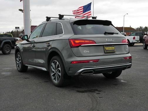 2023 Audi Q5 45 S line Premium Plus