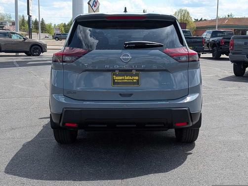 Boulder Gray Metallic 2026 Nissan Rogue SV