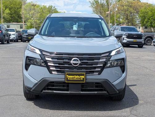 Boulder Gray Metallic 2026 Nissan Rogue SV