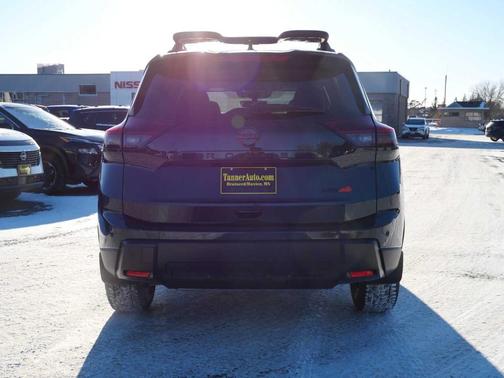 Obsidian Green 2026 Nissan Rogue Rock Creek