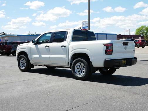 2025 Nissan Frontier S