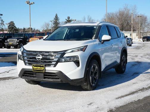 Everest White P 2026 Nissan Rogue SV