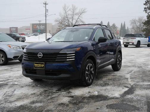 Deep Blue Pearl 2026 Nissan Kicks SV