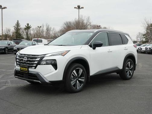 2025 Nissan Rogue SL