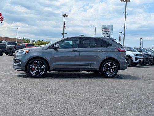 Gray 2022 Ford Edge ST