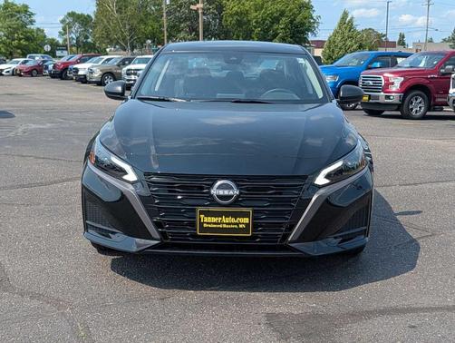 Black 2026 Nissan Altima SV