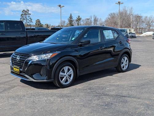 2024 Nissan Kicks S