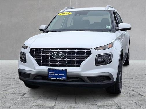 2022 Hyundai VENUE SEL