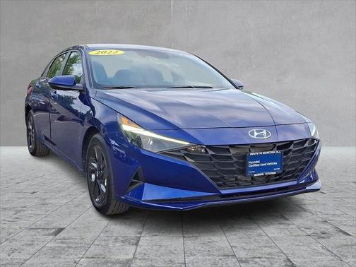 2022 Hyundai ELANTRA SEL