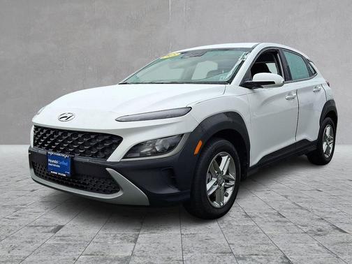 2023 Hyundai KONA SE