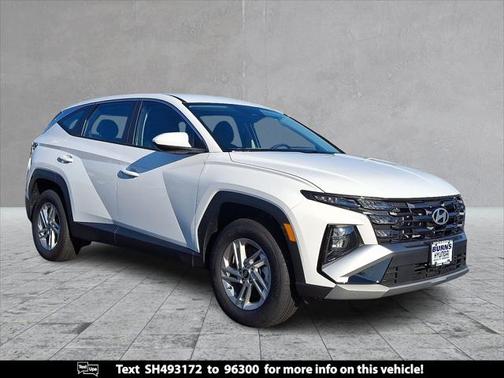 2025 Hyundai TUCSON SE
