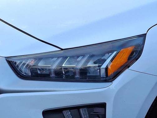 2022 Hyundai IONIQ Plug-In Hybrid SEL