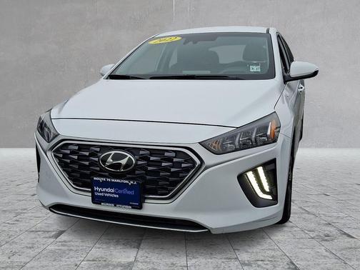 2022 Hyundai IONIQ Plug-In Hybrid SEL