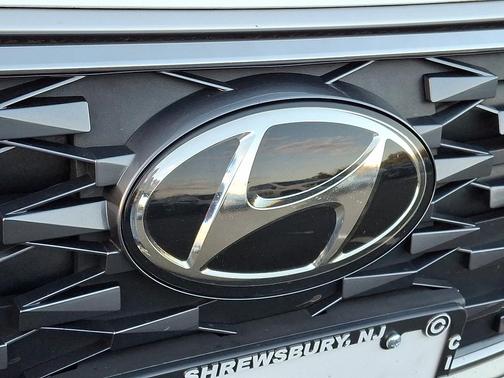 2022 Hyundai IONIQ Plug-In Hybrid SEL