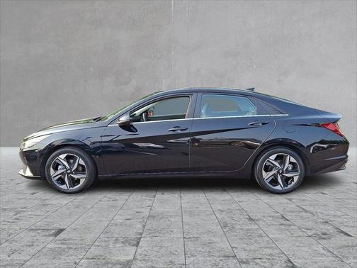 2021 Hyundai ELANTRA Limited