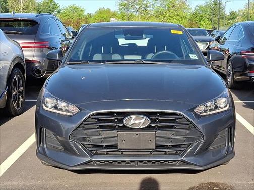2020 Hyundai Veloster 2