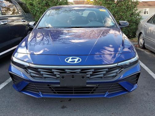 2025 Hyundai ELANTRA Sport