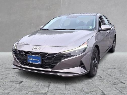 2022 Hyundai ELANTRA SEL