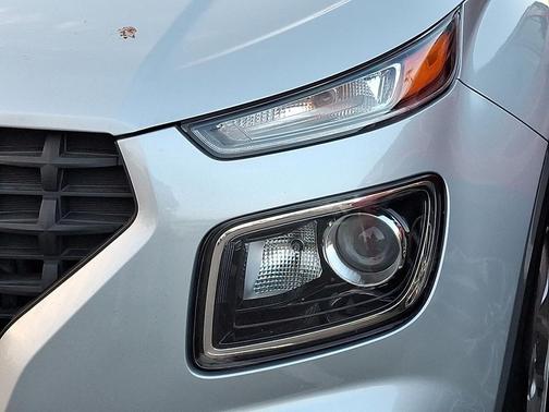 2023 Hyundai VENUE SE