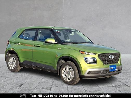 2022 Hyundai VENUE SE