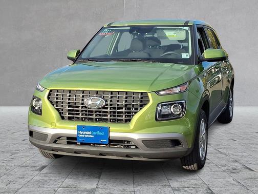 2022 Hyundai VENUE SE