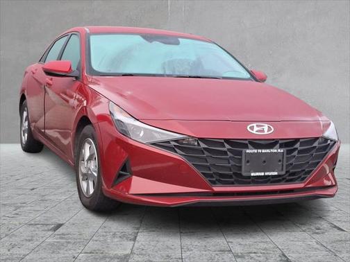 2022 Hyundai ELANTRA SE