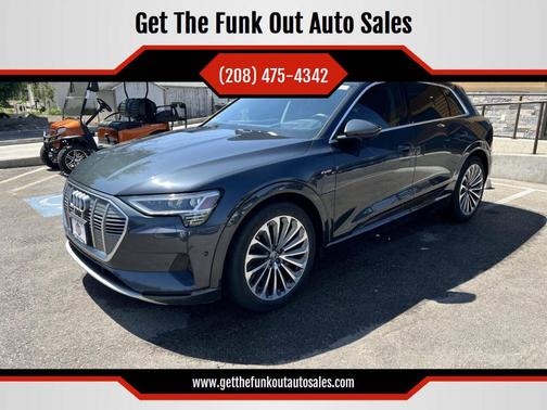 2019 Audi e-tron quattro Premium Plus