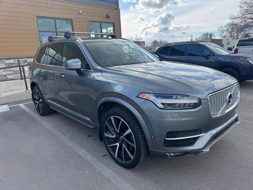 2018 Volvo XC90 T6 Inscription