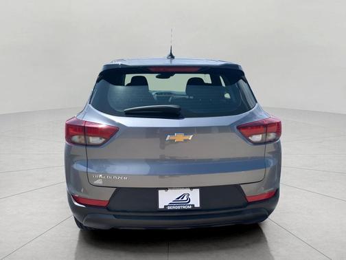 Satin Steel Metallic 2021 Chevrolet Trailblazer LS