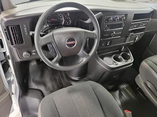 2023 GMC Savana 2500 Work Van