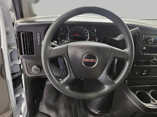 2023 GMC Savana 2500 Work Van