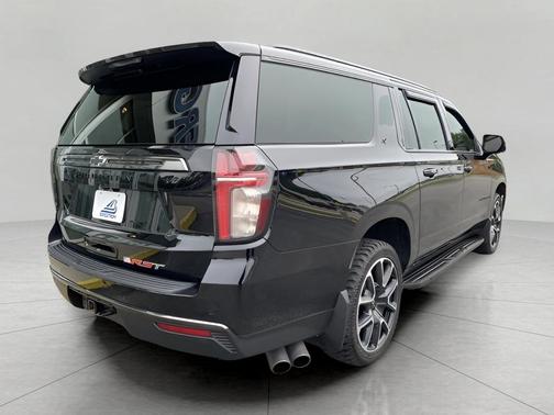 2022 Chevrolet Suburban RST