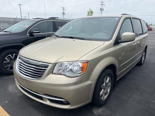2012 Chrysler Town & Country Touring