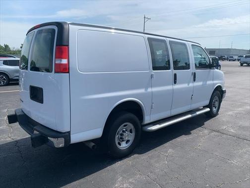 2023 Chevrolet Express 2500 RWD 2500 Regular Wheelbase WT