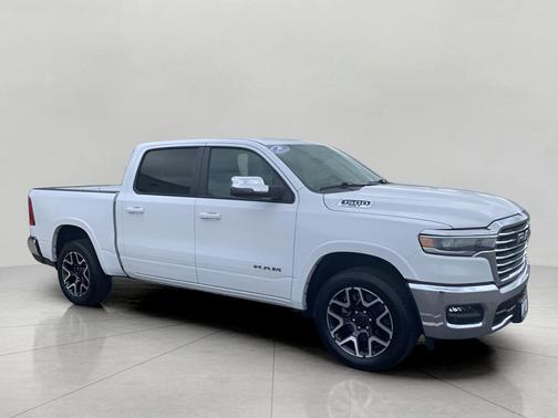 Bright White Clearcoat 2025 RAM 1500 Laramie