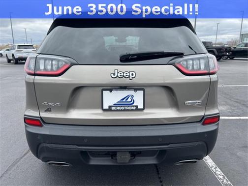 2021 Jeep Cherokee Latitude Lux
