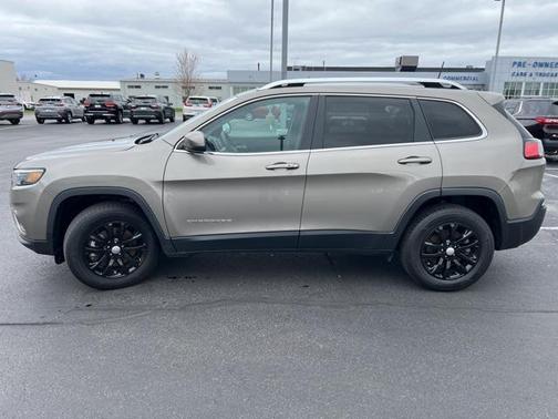 2021 Jeep Cherokee Latitude Lux