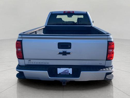 2017 Chevrolet Silverado 1500 2LT