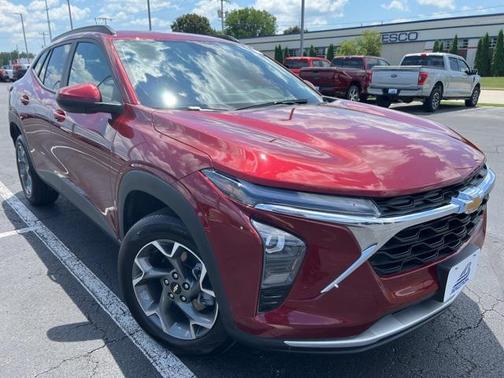2025 Chevrolet Trax LT