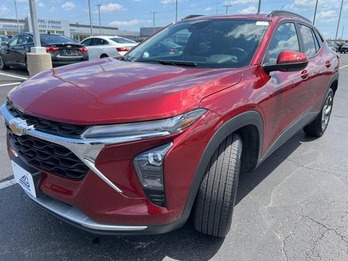 2025 Chevrolet Trax LT