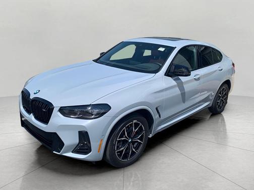 Brooklyn Grey Metallic 2025 BMW X4 M40i