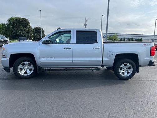 2017 Chevrolet Silverado 1500 2LT