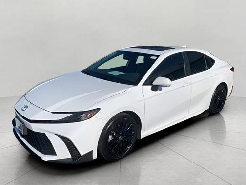 2025 Toyota Camry SEDAN