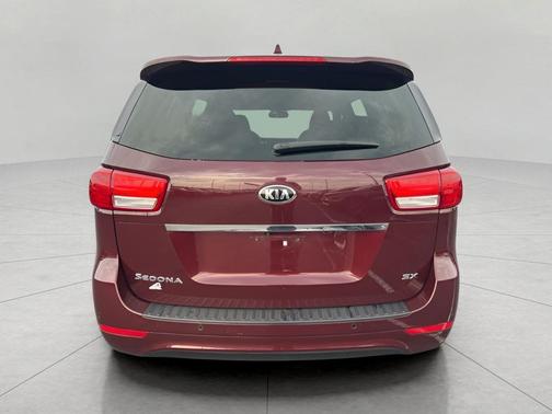 2016 Kia Sedona SX